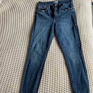 Good American good legs skinny jean